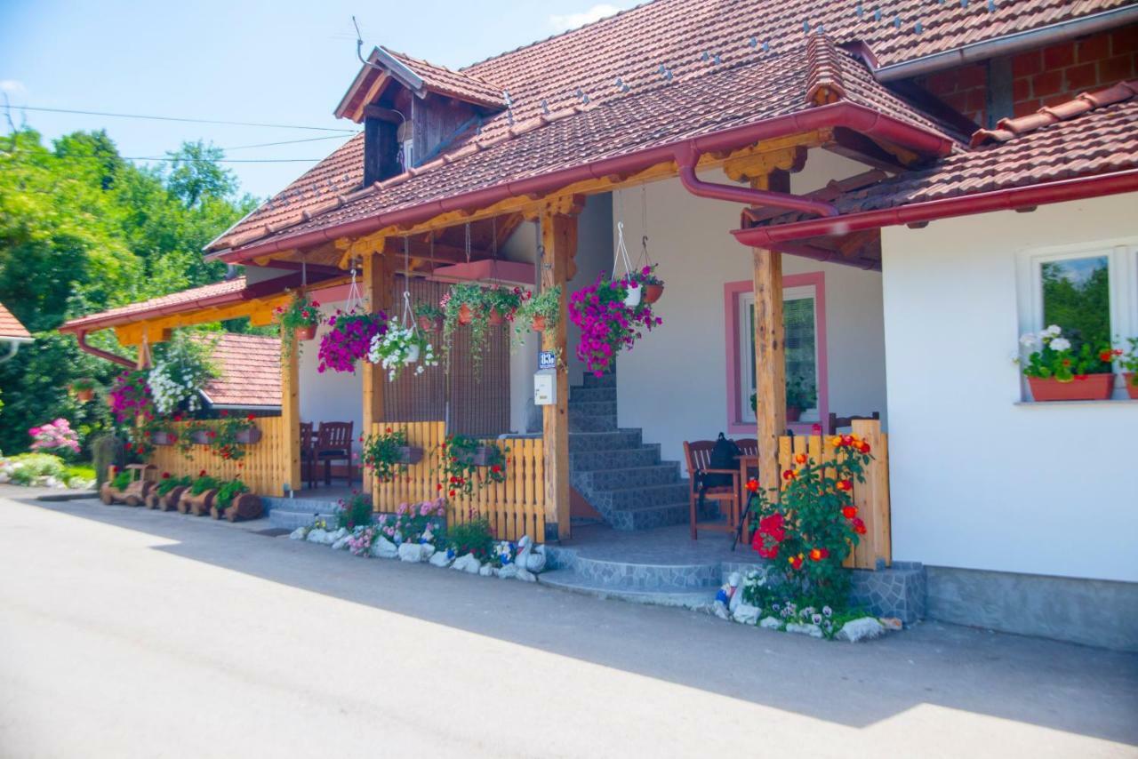 Guesthouse Ella Slunj Zewnętrze zdjęcie